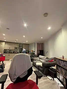 LondonTeffy online show from 03/30/26, 09:05