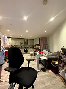 LondonTeffy online show from 05/27/26, 09:12