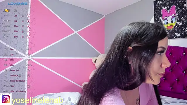 Vanefox online show from 12/04/24, 01:03