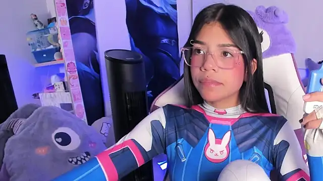 Snapshot of cutestephuwu chatting on 03/20/25, 12:40 cutestephuwu online show from 03/20/25, 12:40