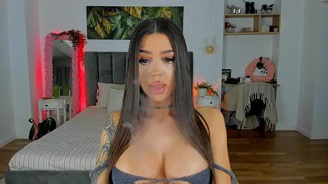 Fancy Jenn online show from 11/13/25, 08:19