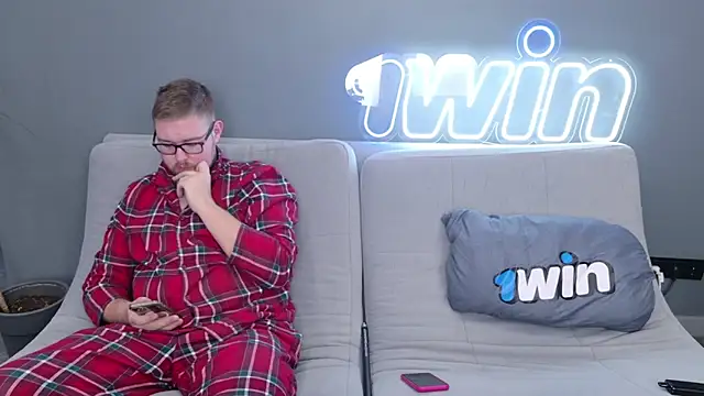 Ksenny online show from 02/06/25, 03:48