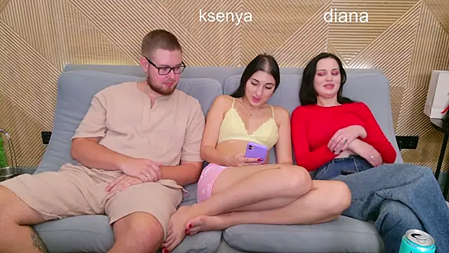 Ksenny online show from 10/21/25, 11:33