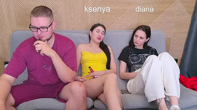 Ksenny online show from 06/16/26, 08:17
