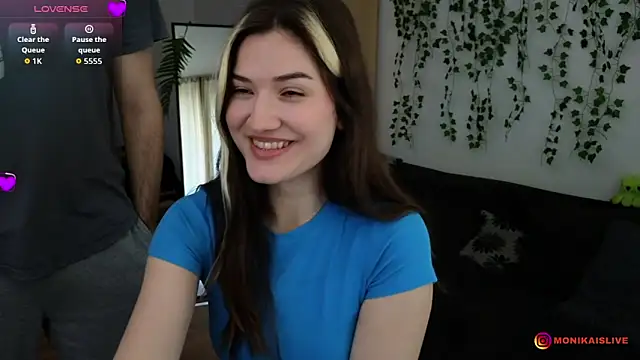 monikavenom online show from 04/23/26, 08:57