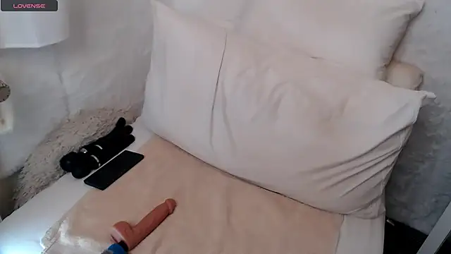 Julia-Sugar online show from 01/28/25, 04:52