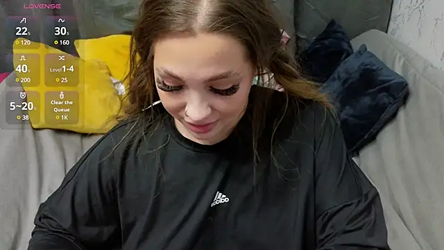 Snapshot of Nicole_Vvinson chatting on 12/21/24, 07:56 Nicole Vvinson online show from 12/21/24, 07:56