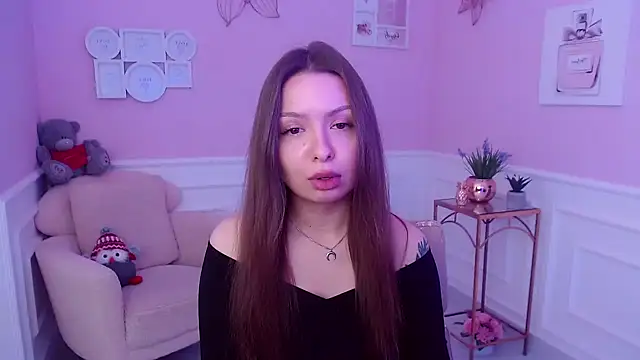 LucySkilar online show from 01/24/25, 05:53