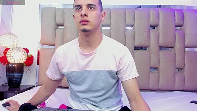 Maximo   online show from 09/09/25, 12:37