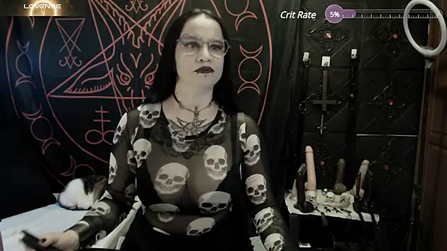 Evil Queen 666 online show from 03/12/25, 04:51