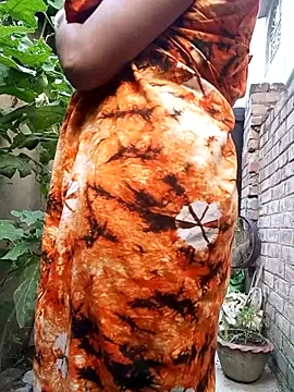 Snapshot of Sexy_rosyyyy chatting on 10/28/25, 10:30 Sexy rosyyyy online show from 10/28/25, 10:30