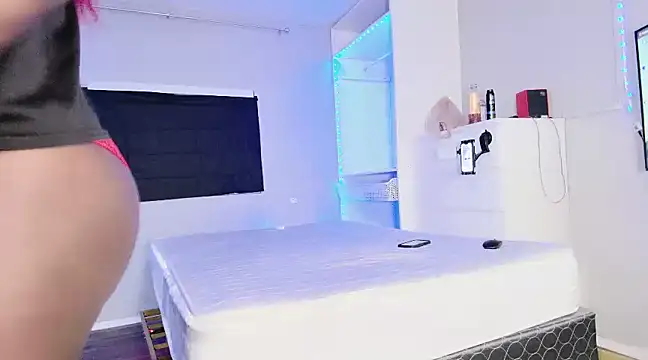 Snapshot of THICKwithDICKK chatting on 03/07/25, 04:35 THICKwithDICKK online show from 03/07/25, 04:35