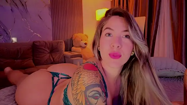 HannaByron online show from 03/19/26, 03:54