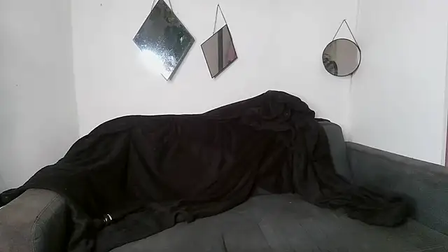 mamiedonuts online show from 10/09/25, 04:38
