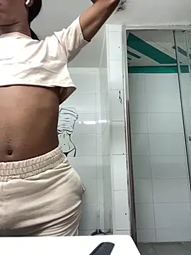 Snapshot of tamarabigass1 chatting on 09/09/25, 02:44 tamarabigass1 online show from 09/09/25, 02:44