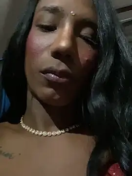 Snapshot of tamarabigass1 chatting on 09/13/25, 05:18 tamarabigass1 online show from 09/13/25, 05:18