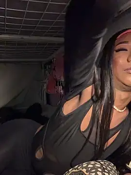 Snapshot of tamarabigass1 chatting on 02/05/26, 01:32 tamarabigass1 online show from 02/05/26, 01:32