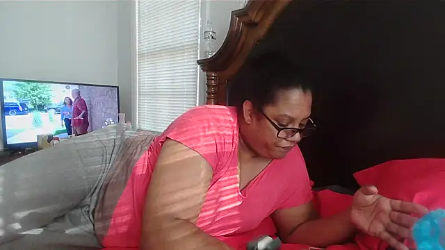 ebonyred online show from 03/02/25, 09:32