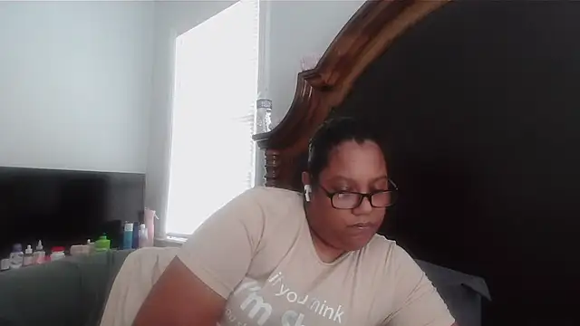 ebonyred online show from 09/11/25, 06:19