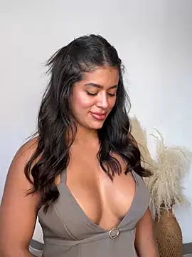 MelissaWaltton online show from 01/31/25, 08:22