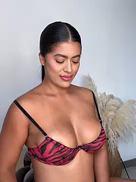 MelissaWaltton online show from 02/10/25, 09:04