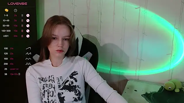 amelia sweeti online show from 10/11/25, 07:56