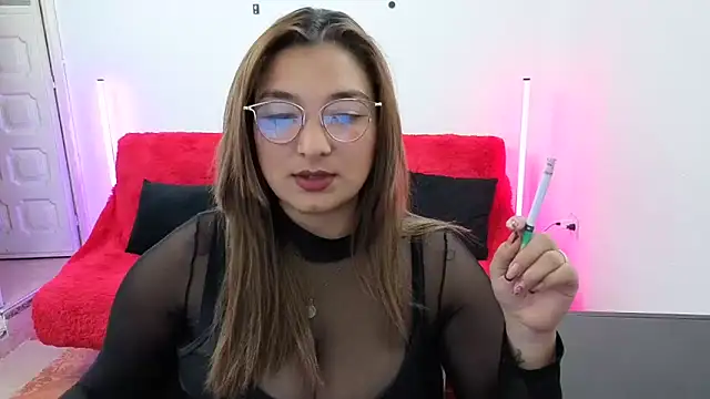 Snapshot of _sweetcarla chatting on 10/02/25, 02:57 sweetcarla online show from 10/02/25, 02:57