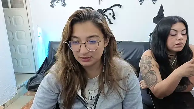 Snapshot of _sweetcarla chatting on 10/18/25, 09:26 sweetcarla online show from 10/18/25, 09:26