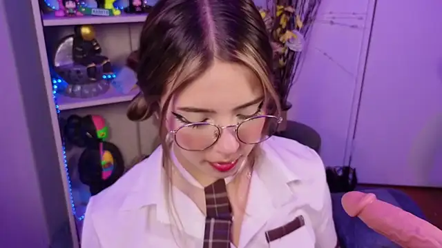 EmilyMiller  online show from 03/11/26, 04:13