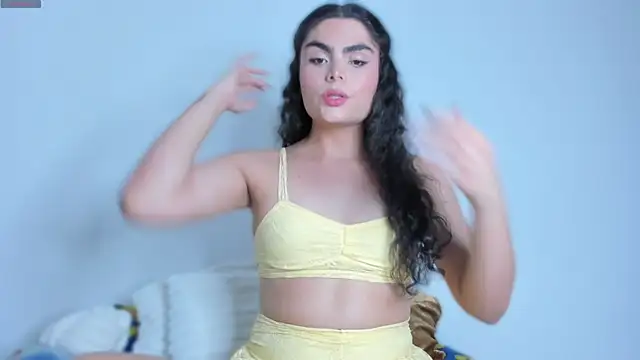 cheryl blossom69 online show from 12/15/25, 01:32