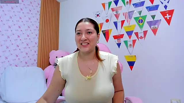 Soyqueen online show from 06/29/26, 03:56