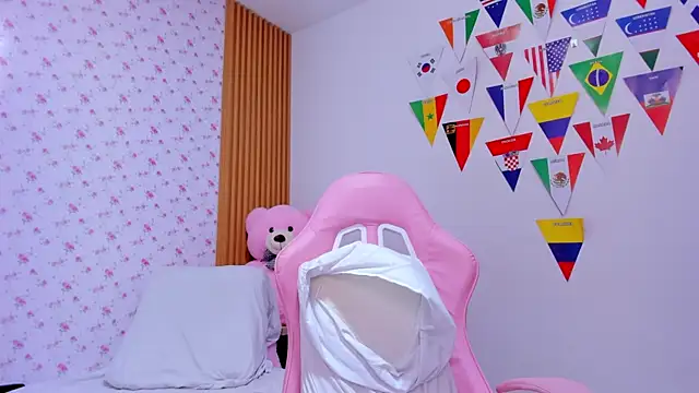 Soyqueen online show from 07/19/26, 02:15