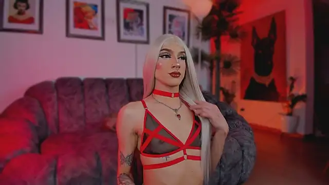 Taylor  foxxx online show from 06/17/26, 06:16