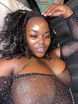 Honeycoco0211 online show from 03/08/25, 04:17