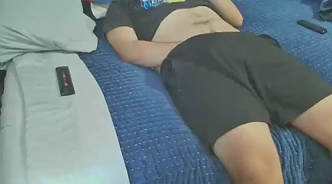 Snapshot of bwcalexander chatting on 01/22/25, 05:59 bwcalexander online show from 01/22/25, 05:59