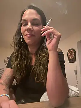 Lady Knaller online show from 05/21/26, 07:10