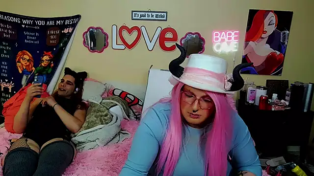 Snapshot of Blakelytgirl chatting on 03/28/26, 11:32 Blakelytgirl online show from 03/28/26, 11:32