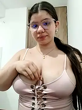 Snapshot of Danzel1105 chatting on 01/15/25, 09:45 Danzel1105 online show from 01/15/25, 09:45