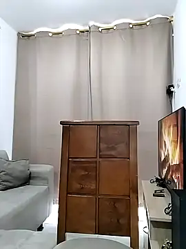 Snapshot of Danzel1105 chatting on 02/02/25, 12:46 Danzel1105 online show from 02/02/25, 12:46