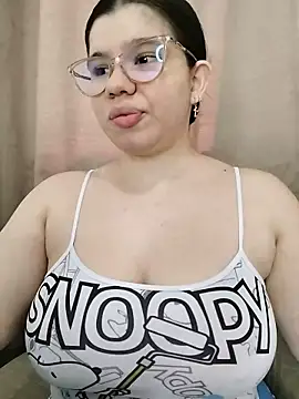 Snapshot of Danzel1105 chatting on 11/28/25, 02:42 Danzel1105 online show from 11/28/25, 02:42