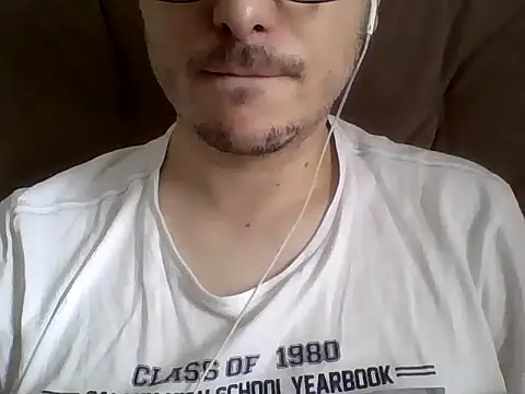 Snapshot of ShiitakeBR chatting on 12/03/24, 04:17 ShiitakeBR online show from 12/03/24, 04:17