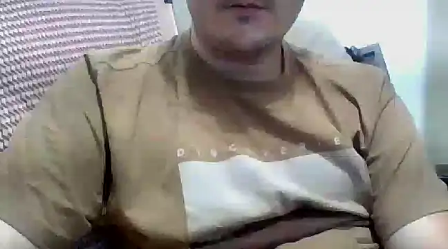 Snapshot of ShiitakeBR chatting on 02/28/25, 10:17 ShiitakeBR online show from 02/28/25, 10:17