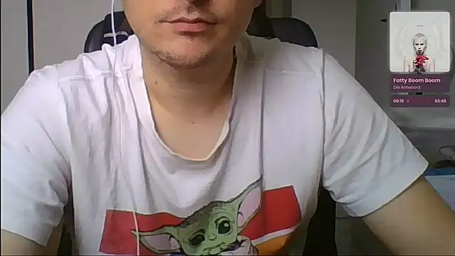 Snapshot of ShiitakeBR chatting on 10/07/25, 03:53 ShiitakeBR online show from 10/07/25, 03:53