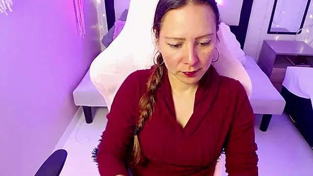 camila delarosa online show from 05/11/26, 05:21