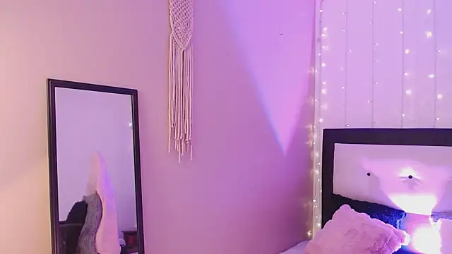 camila delarosa online show from 05/30/26, 12:35