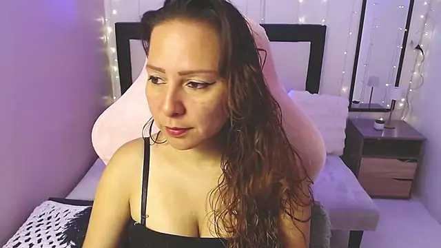 Snapshot of camila_delarosa chatting on 06/30/26, 03:24 camila delarosa online show from 06/30/26, 03:24
