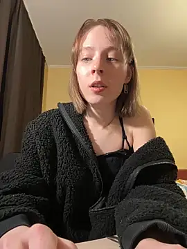 Snapshot of Crayzy_Luv chatting on 01/16/25, 09:51 Crayzy Luv online show from 01/16/25, 09:51