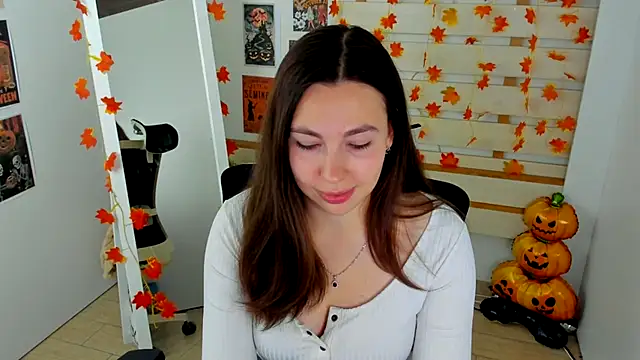 Lexy flower online show from 10/19/25, 12:39