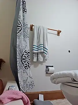 Snapshot of Dixiefaye_Pika chatting on 02/17/25, 05:47 Dixiefaye Pika online show from 02/17/25, 05:47