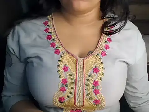 Trezza online show from 10/17/25, 08:22